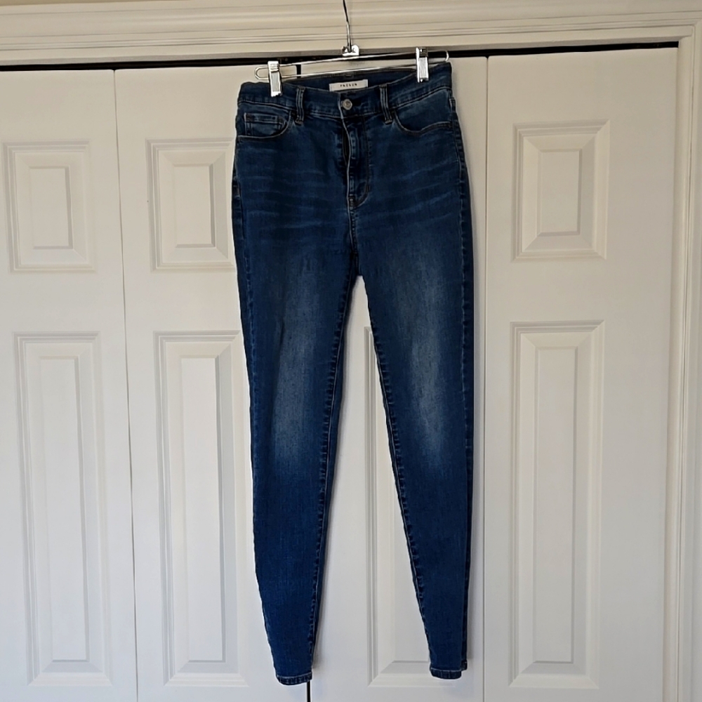 Women's Blue Jeans